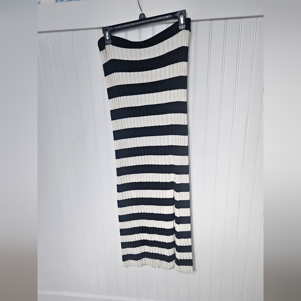 Striped skirt